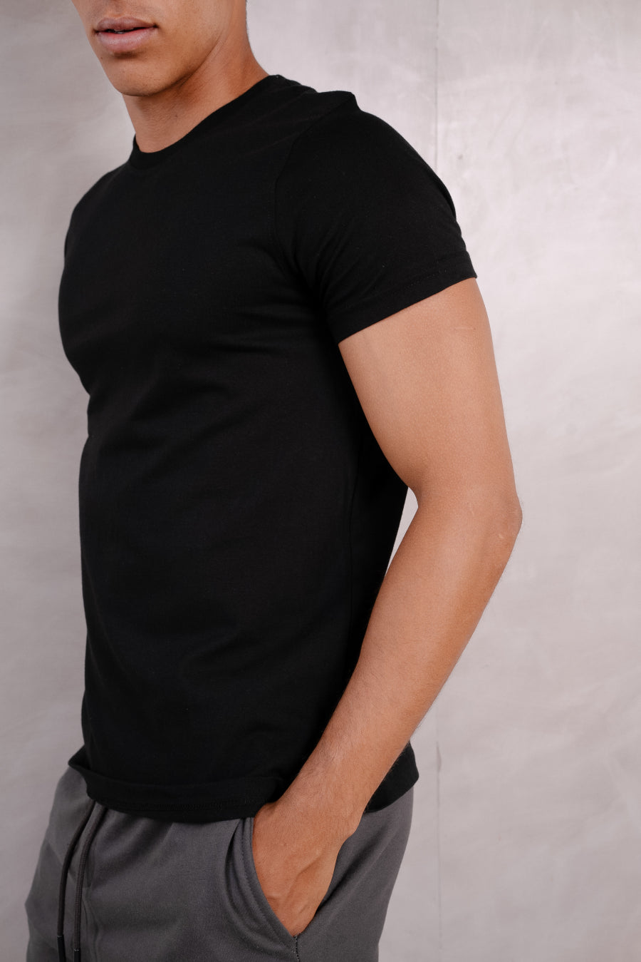 Essential Slim Fit Crew Neck Tshirt