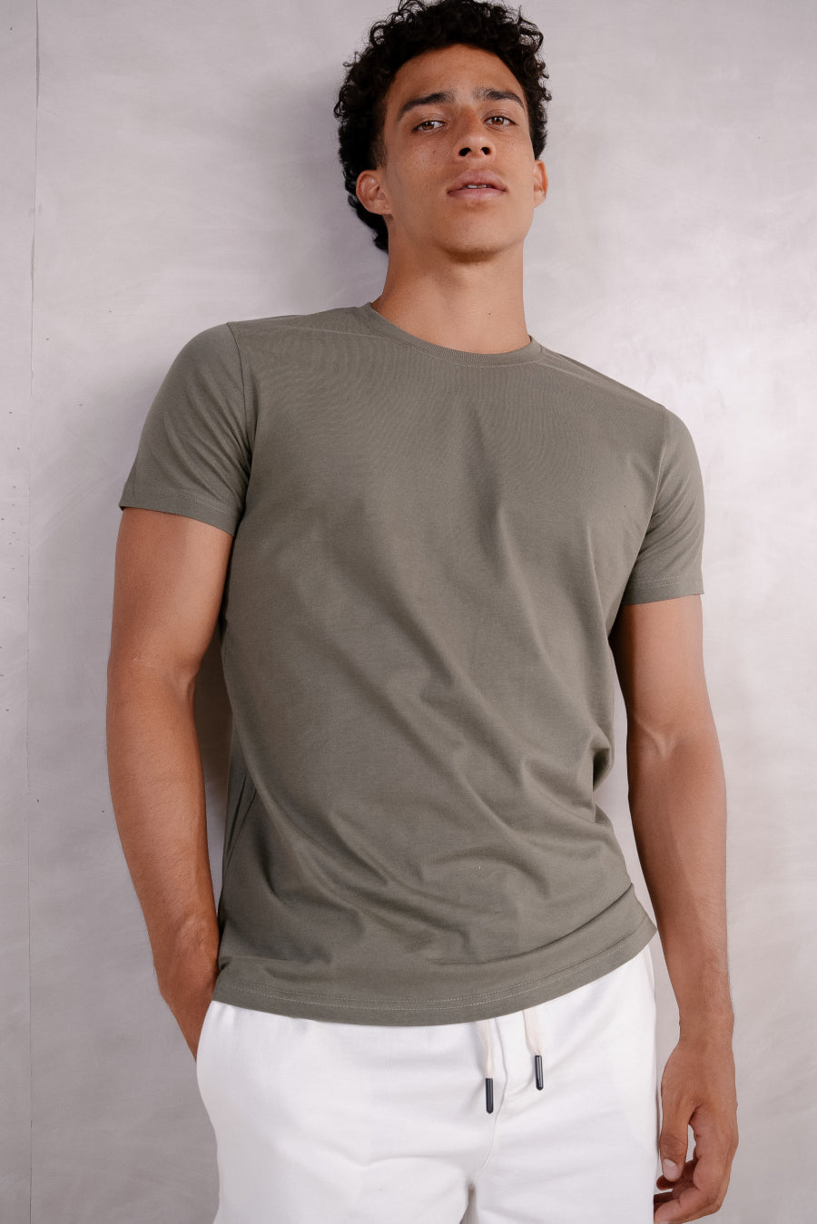 Essential Slim Fit Crew Neck Tshirt