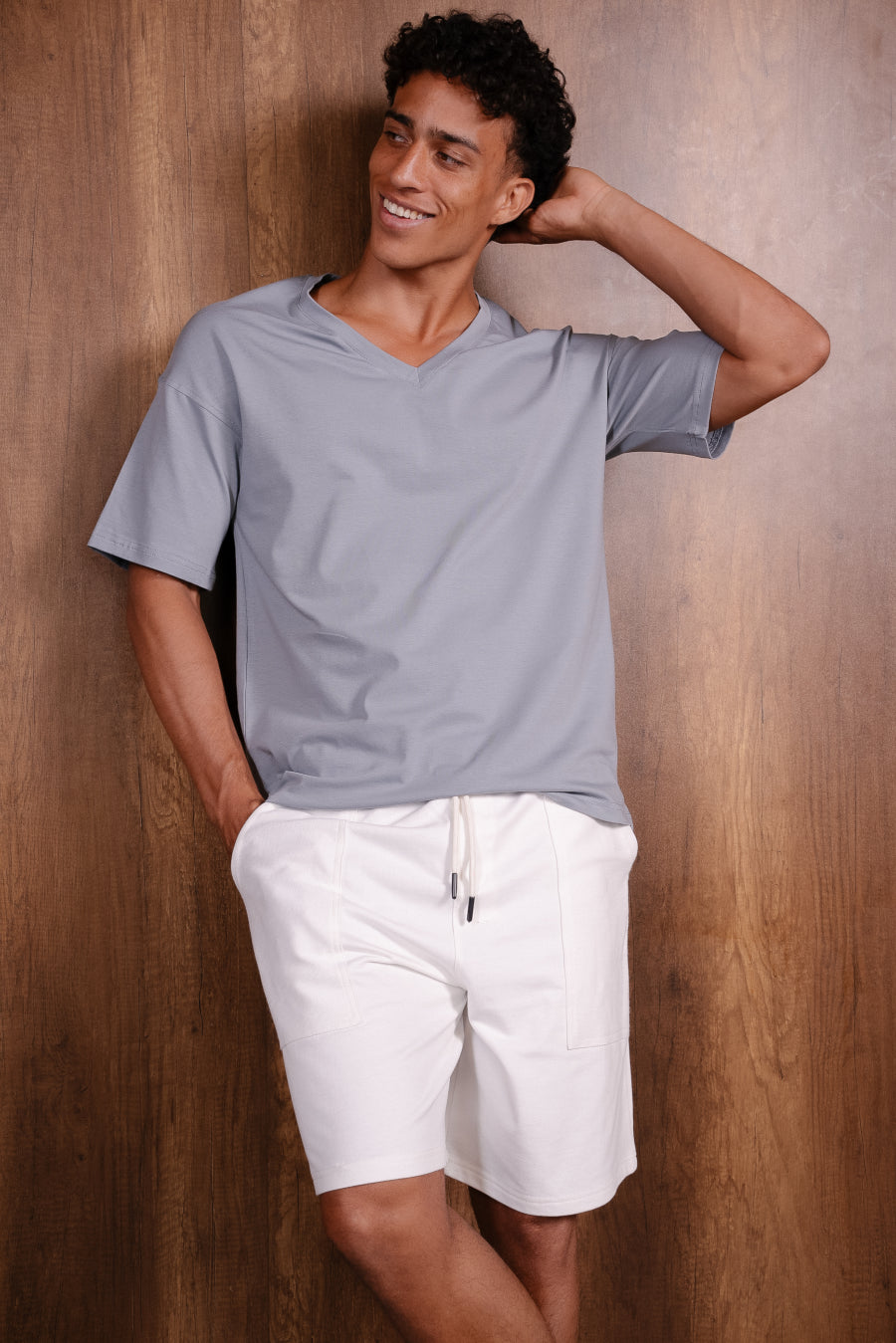 Essential V Neck T Shirt Over Size