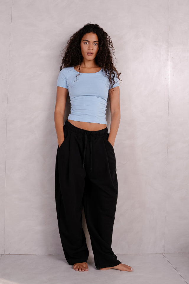 Basic Streached Wide Crew Neck Top
