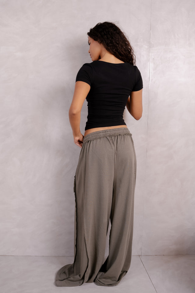 Basic Streached Wide Crew Neck Top