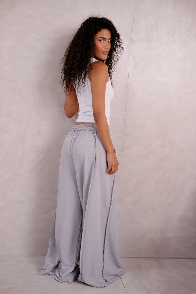 Relaxed Wide Leg Drawstring Pants