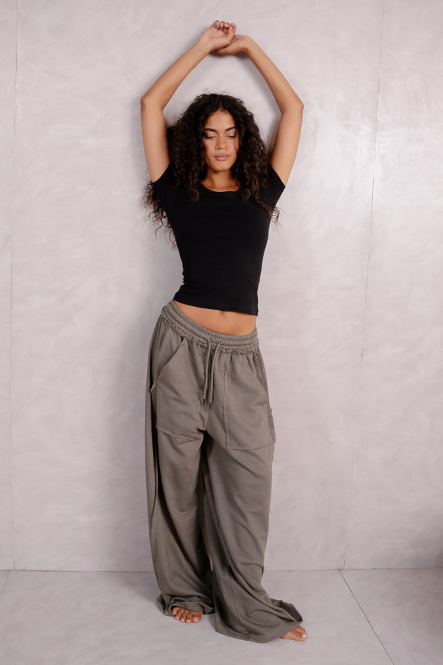 Relaxed Wide Leg Drawstring Pants