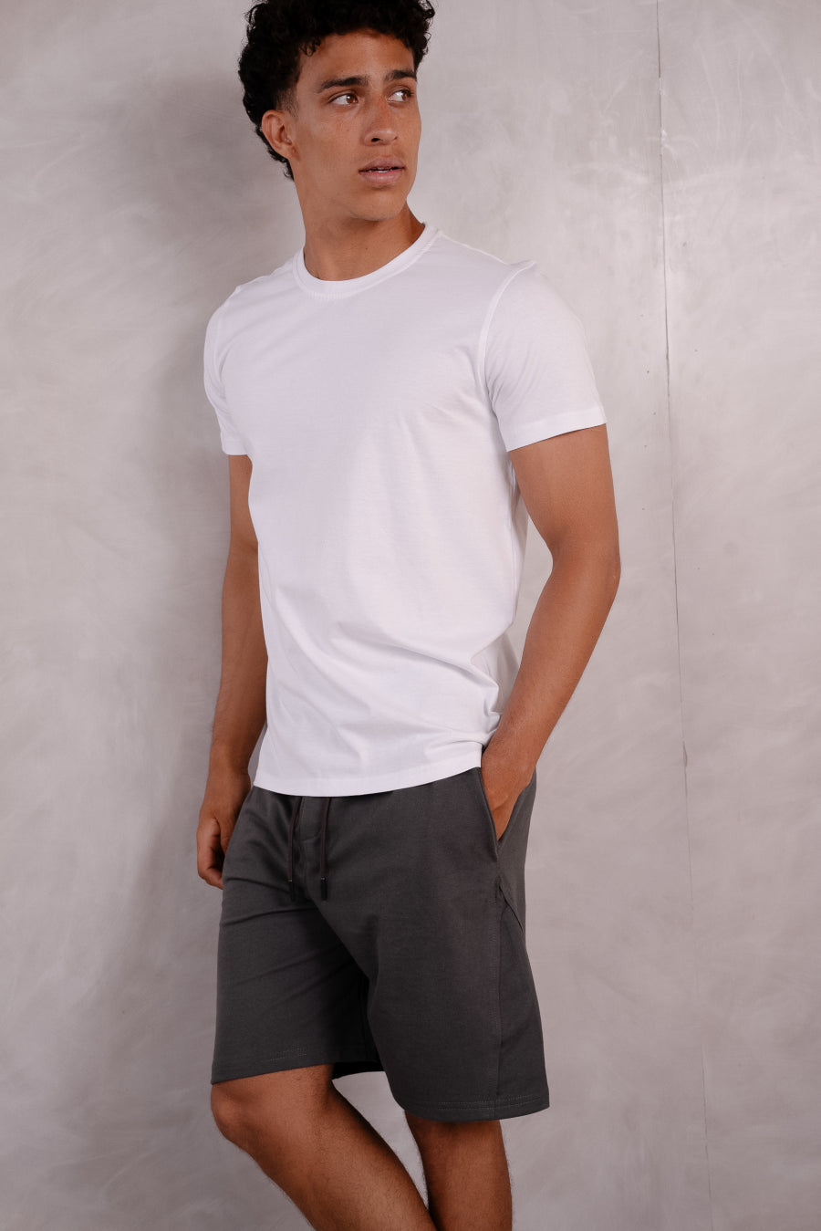 Essential Slim Fit Crew Neck Tshirt