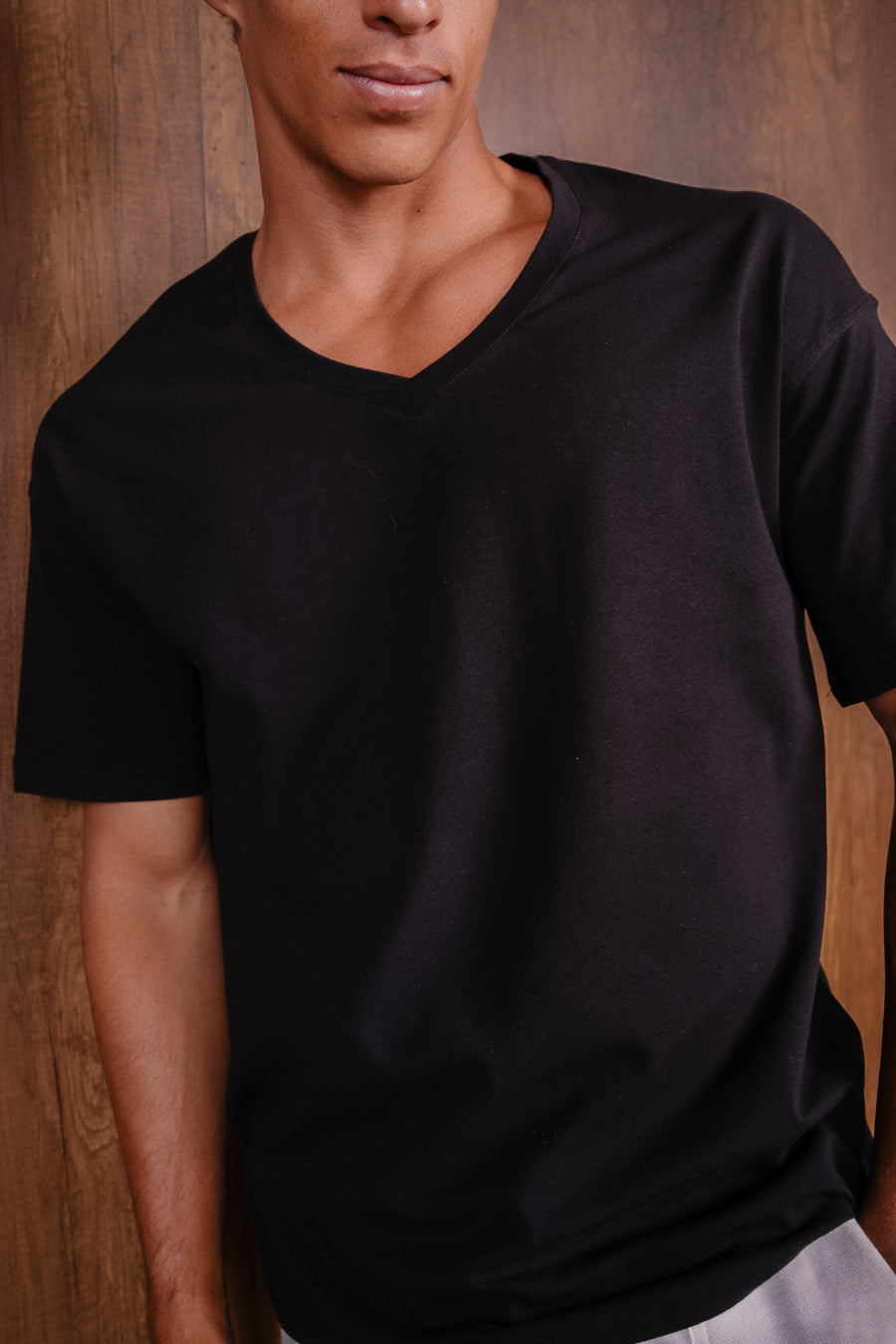 Essential V Neck T Shirt Over Size