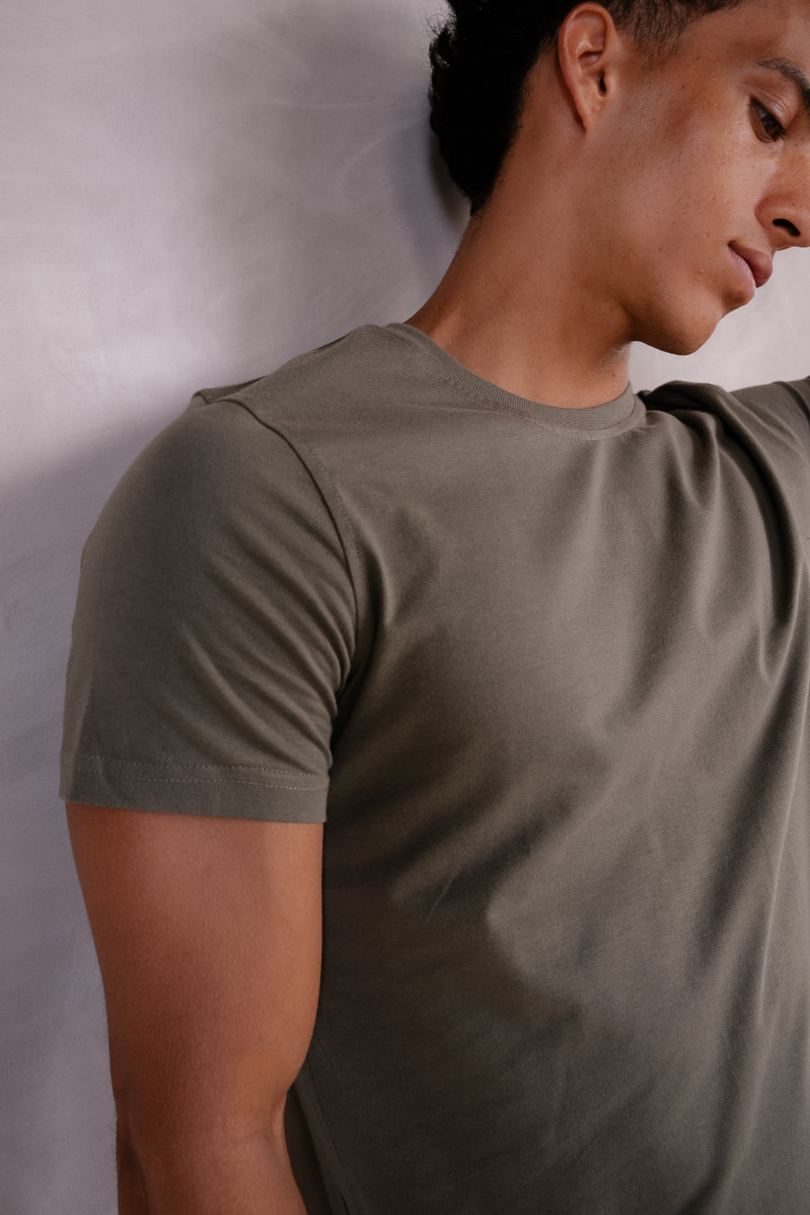 Essential Slim Fit Crew Neck Tshirt