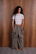 Relaxed Wide Leg Elastic Waist Pants