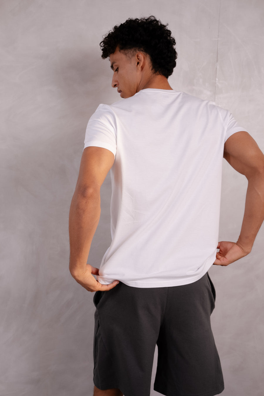 Essential Slim Fit Crew Neck Tshirt