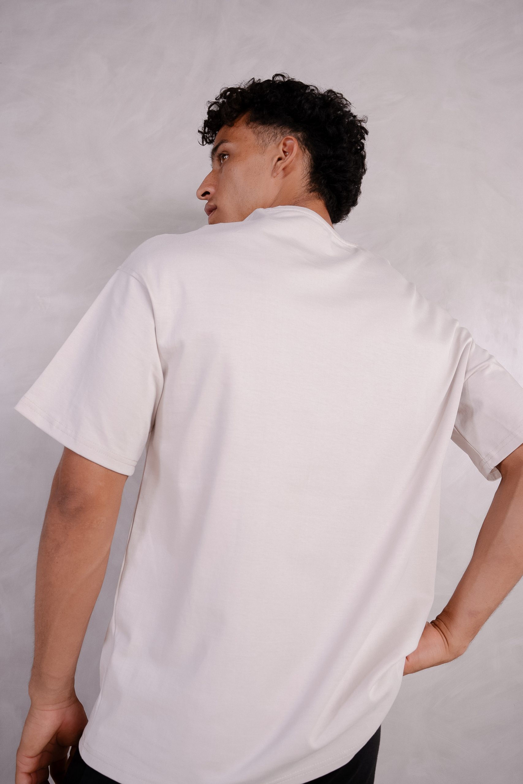 Over Size T Shirt - Image 7