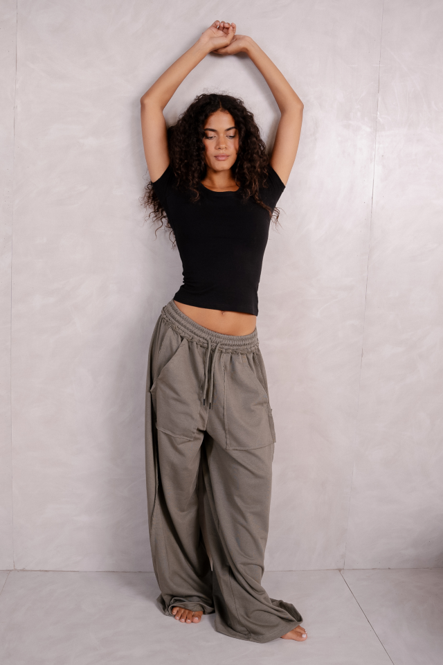 Relaxed Wide Leg Drawstring Pants - Image 8
